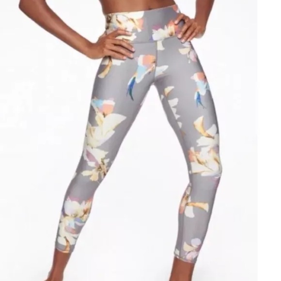 Athleta Pants - 50% OFF Athleta Elation floral leggings